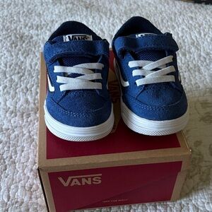 NEW Vans Kids Navy Blue Suede Velcro Sneakers Toddler